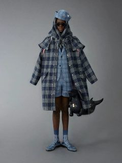 00021-thom-browne-pre-fall-2023-menswear-credit-brand