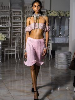13_FW23_LoudeBétoly_look-