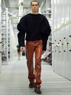 FW23-Sia-Arnika-LOOK21-LowRes