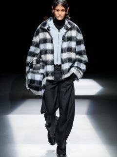 Solid_Homme_fw23_runway_press_look01
